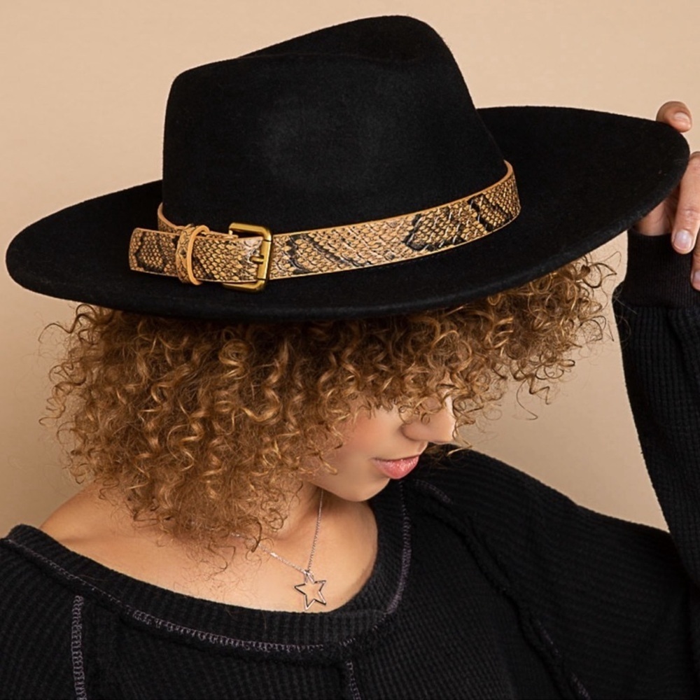 POL Black Fedora Hat